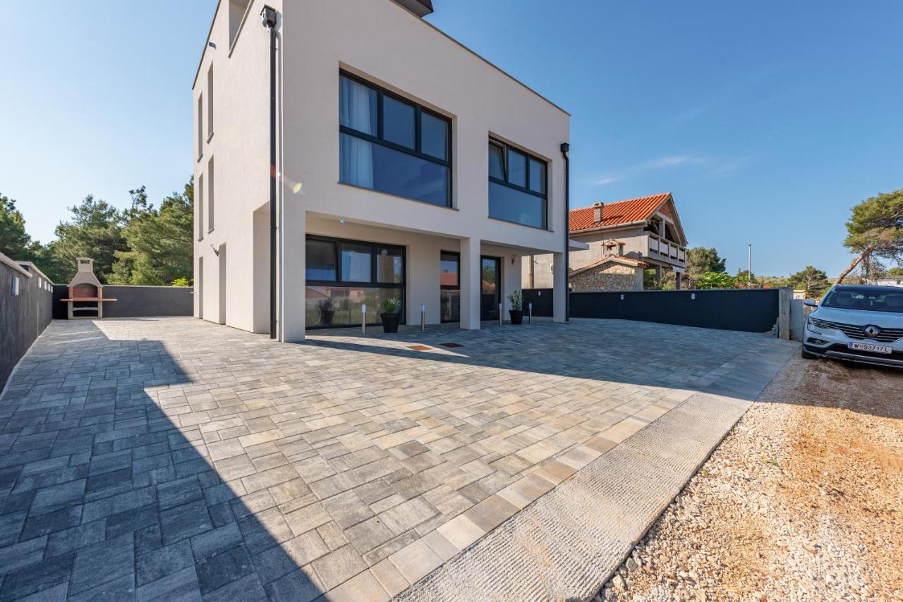 Appartements Vir Luaran gambar