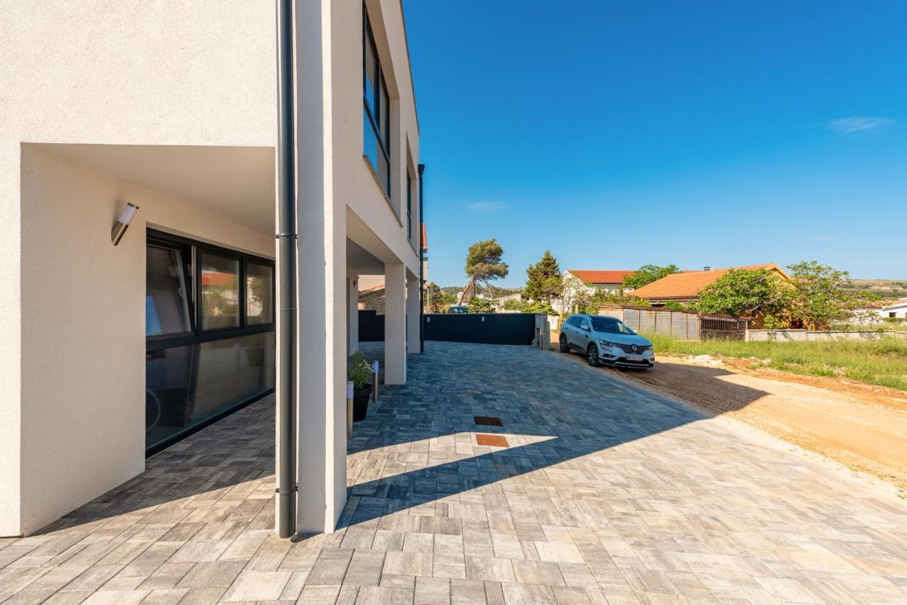 Appartements Vir Luaran gambar