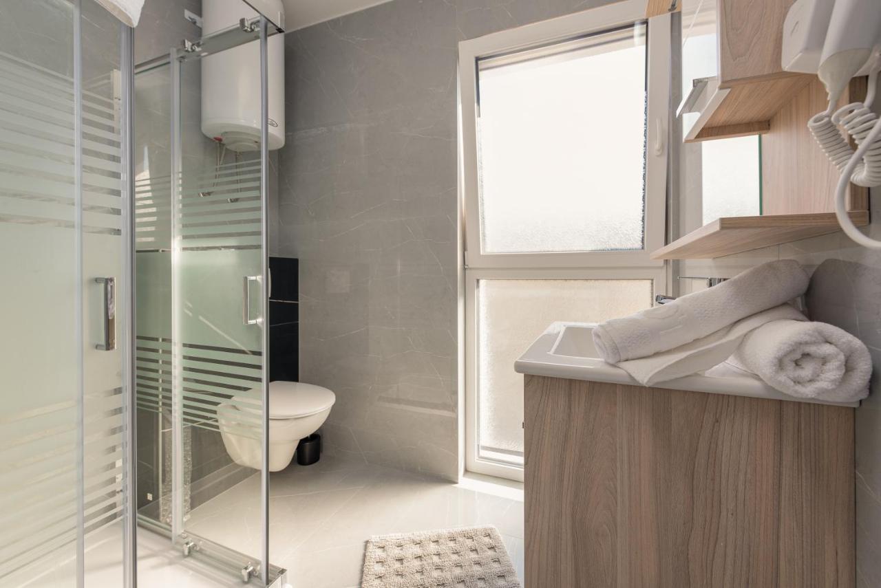Appartements Vir Luaran gambar