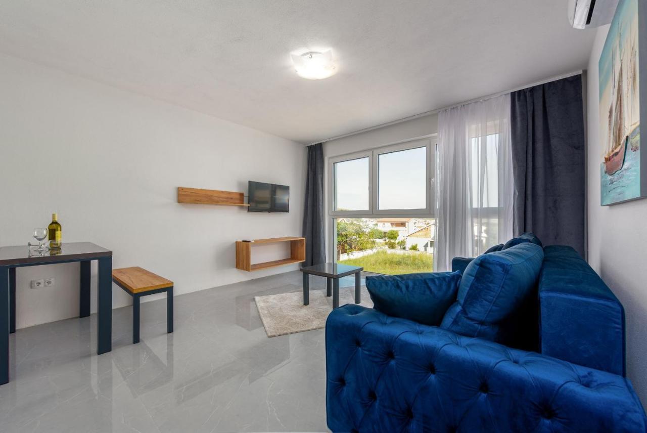 Appartements Vir Luaran gambar