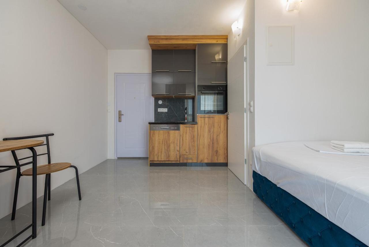 Appartements Vir Luaran gambar