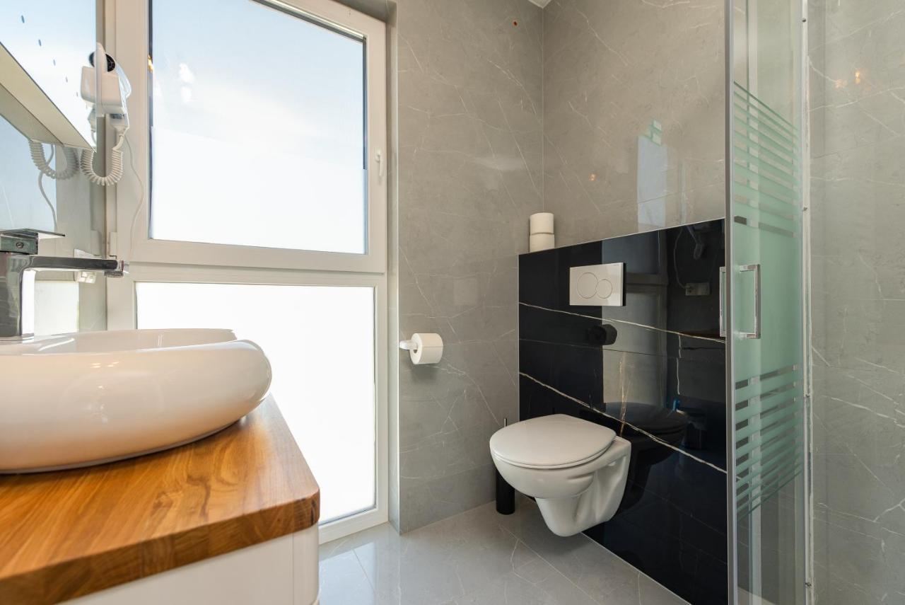 Appartements Vir Luaran gambar